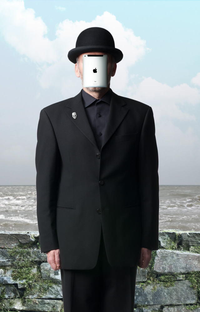 tableau vivant - magritte - son of man