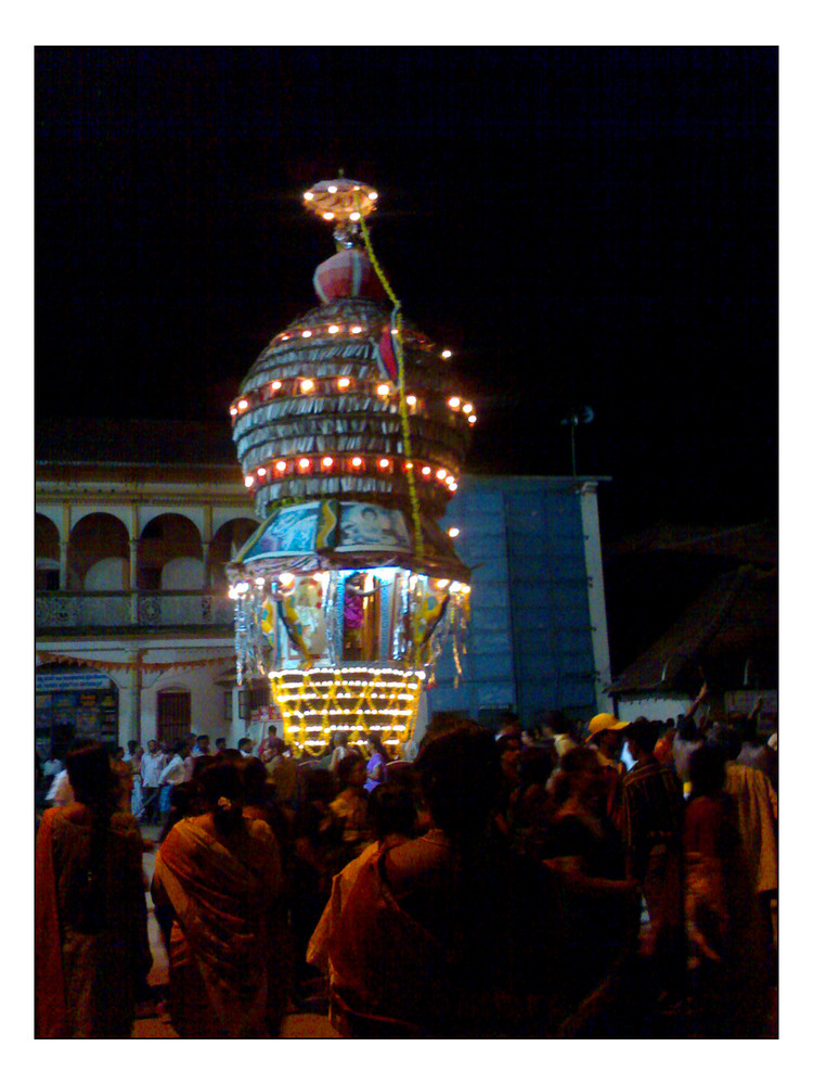 tadholsavam