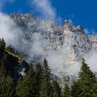 Tällistock Südwand mit Nebel