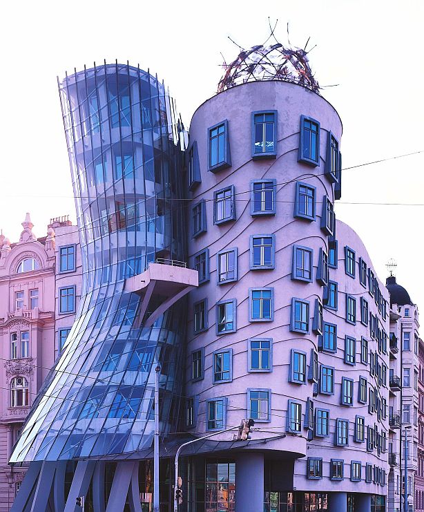 Tänzendes Haus in Prag