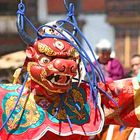 Tänzer beim Pharo-Tsechu (traditionelles Fest mit rituellen Tänzen) im April 2006 in Pharo/Bhutan.