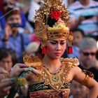 Tänzerin aus dem Kecak Tanz in Uluwatu