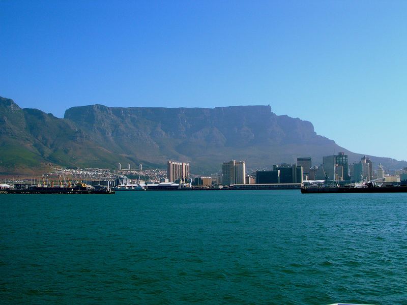 Tafelberg ( bei Bootsfahrt fotografiert )