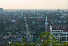 Tag 13, Zurück in Yangon (Rangoon), Besuch auf dem Sakura Tower #1