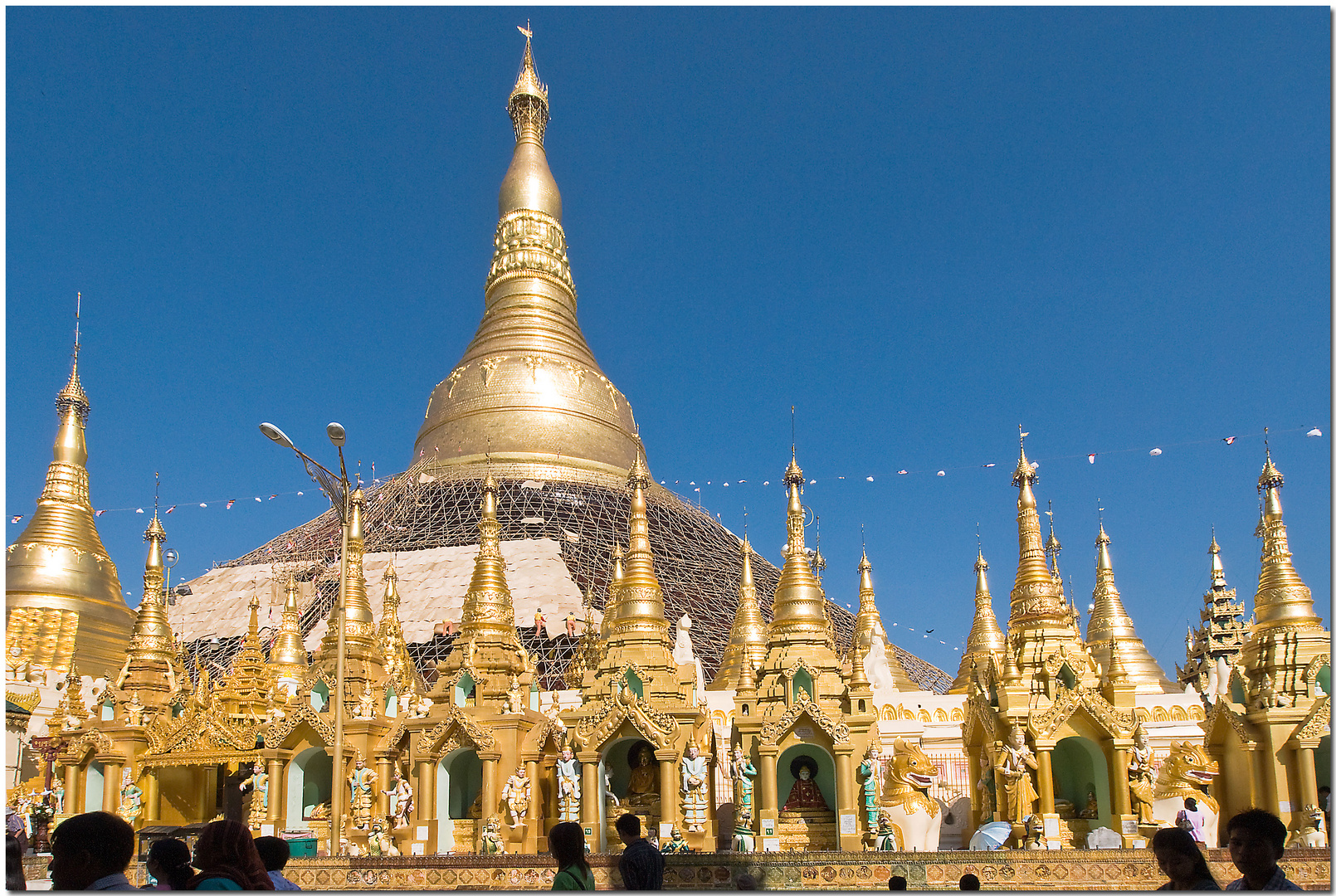 Tag 14, Zweiter Besuch der Shwedagon-Pagode in Yangon am Morgen vor der Heimreise #1