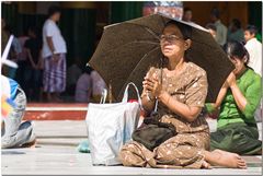 Tag 14, Zweiter Besuch der Shwedagon-Pagode in Yangon am Morgen vor der Heimreise #16