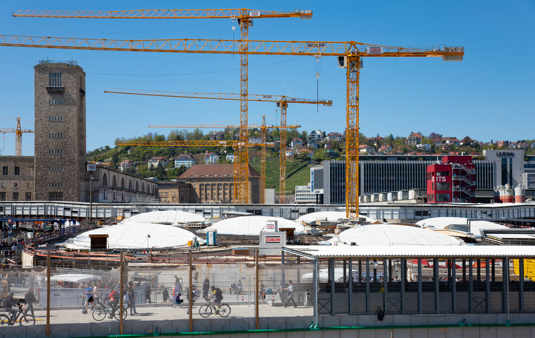 Tag der offenen Tür auf Europas größter Baustelle