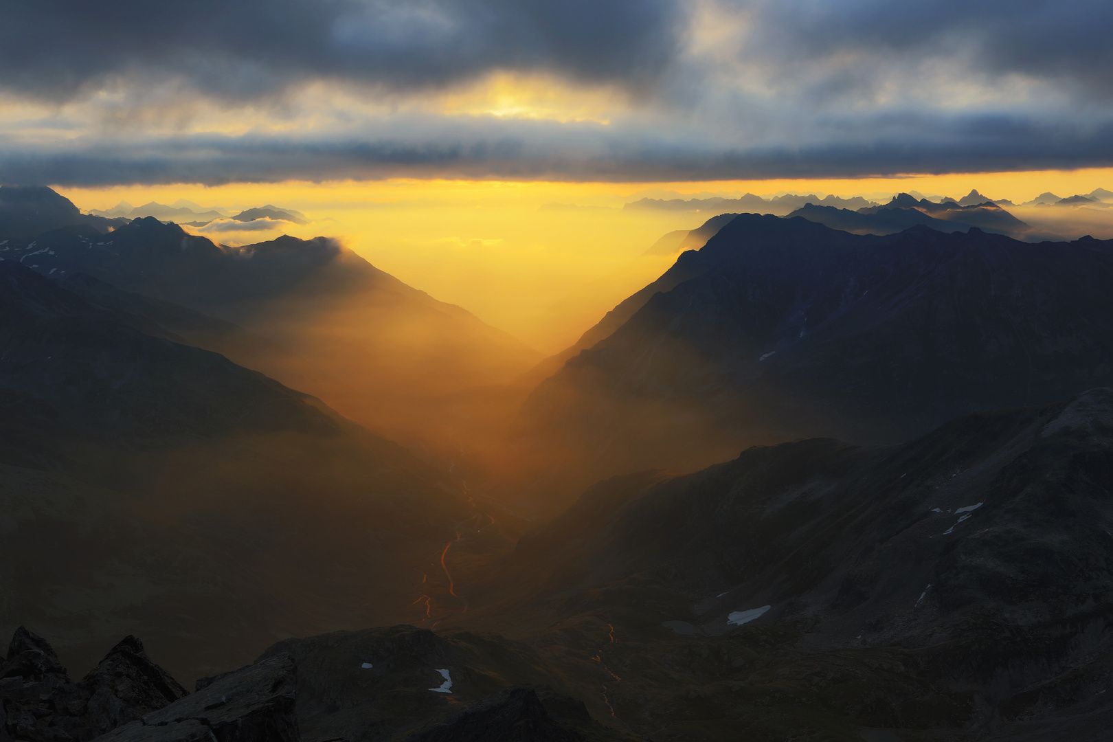 Tagesanbruch nach Biwak auf dem Davoser Schwarzhorn