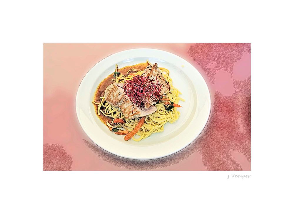 - Tagliatelle mit gebratenem Lachs -