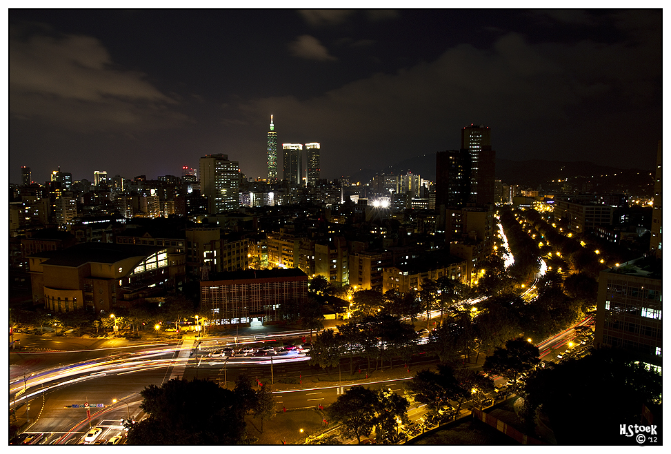 Taipei by night