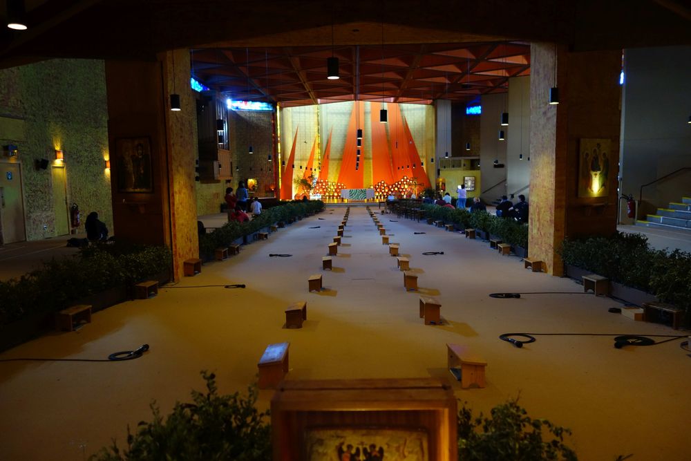 Taizé, Kirche Foto & Bild | france, kirche, frankreich Bilder auf ...