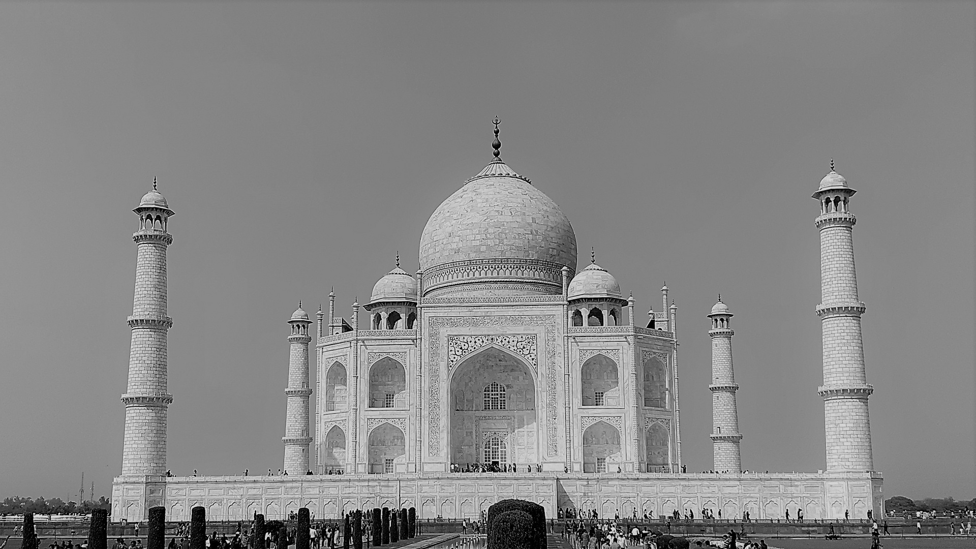 Taj 1