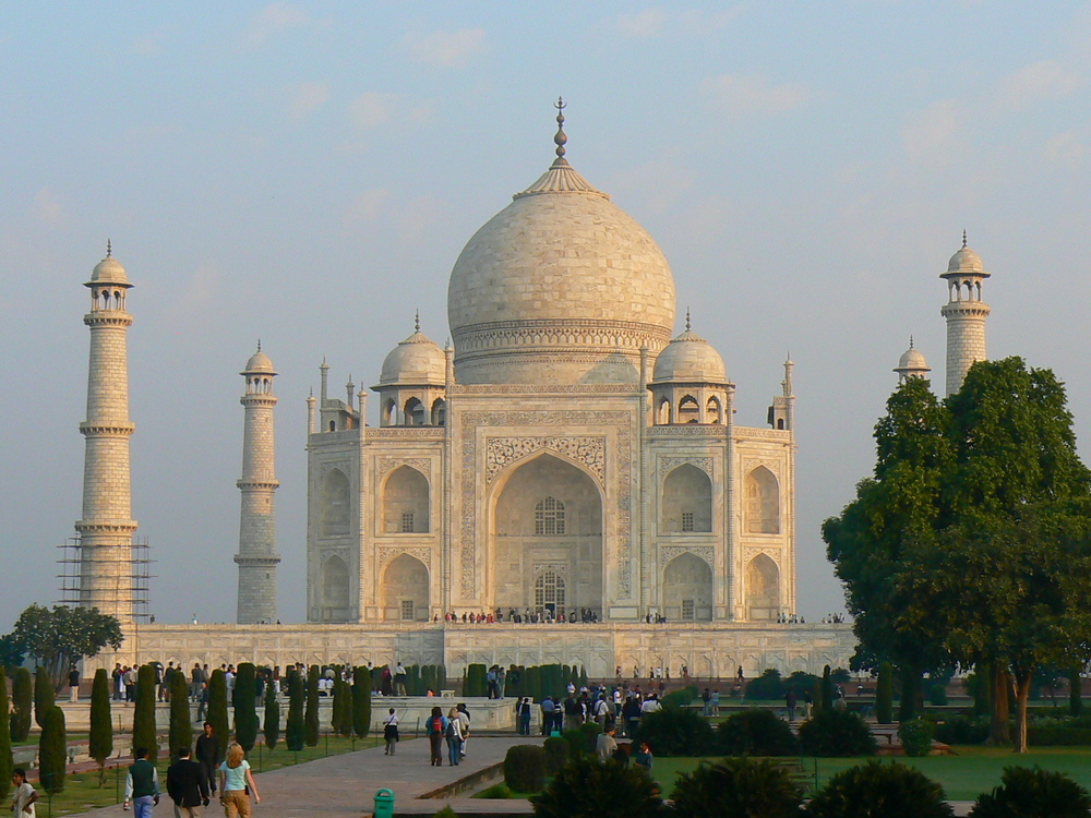 Taj Mahal 2 .