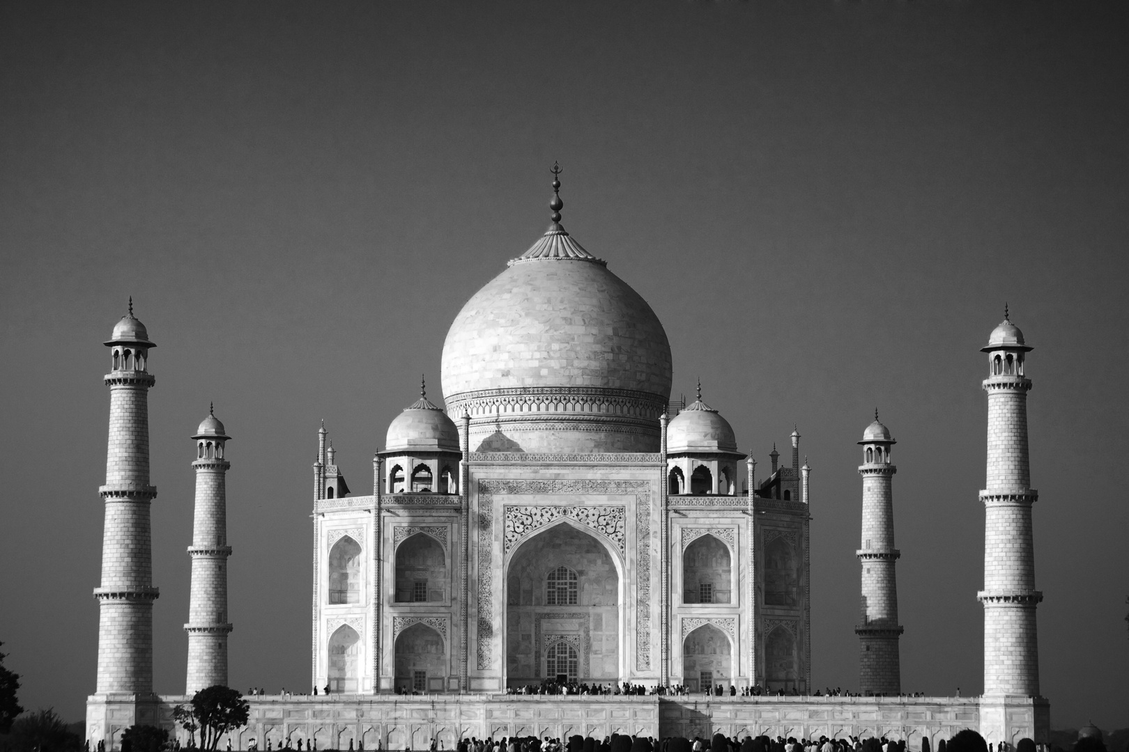 Taj Mahal;