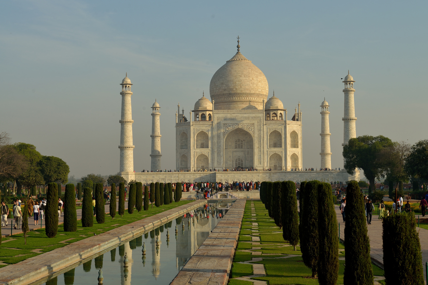 Taj Mahal mit Garten