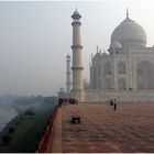 Taj Mahal - Seitenansicht