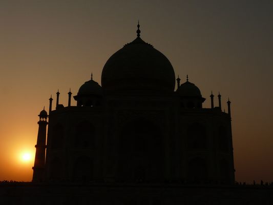 Taj mahal- sunset