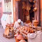 Tajine-Verkäufer in der Medina