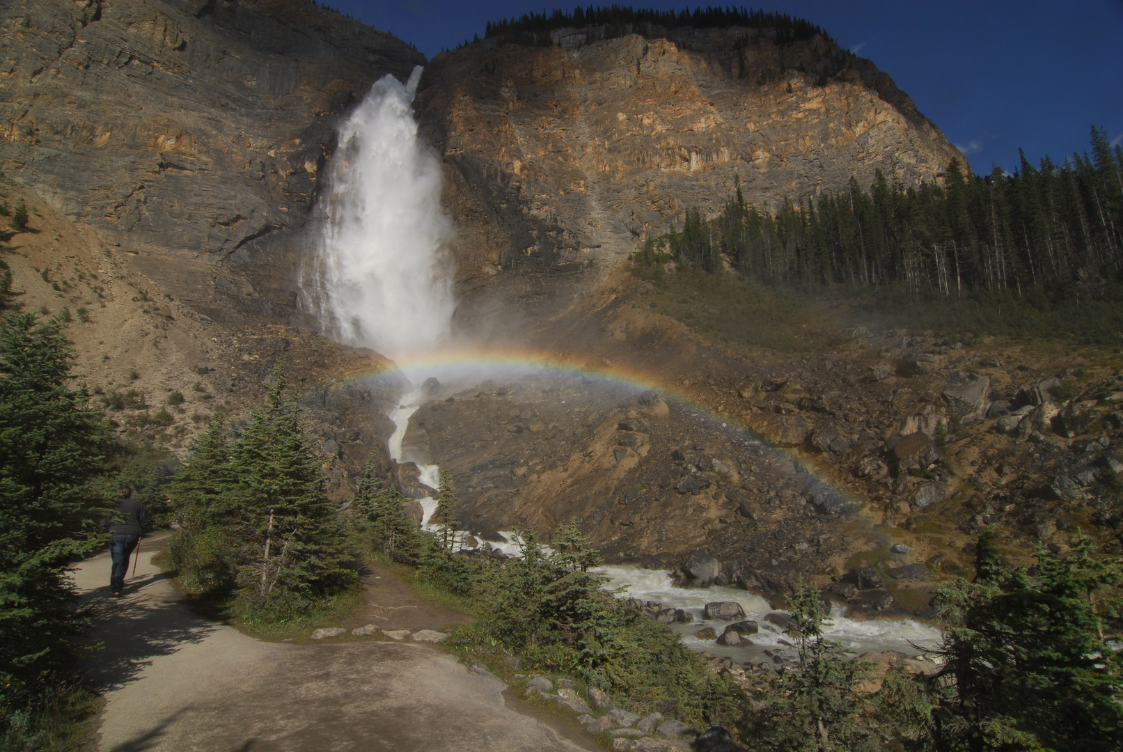 Takakkaw Falls