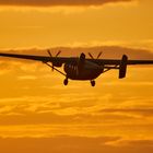 Take Off in den Sonnenuntergang