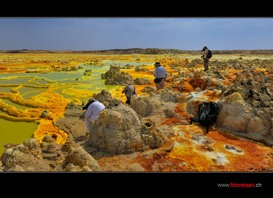 Take your Photo! - Fotografen am Werk im Dallol