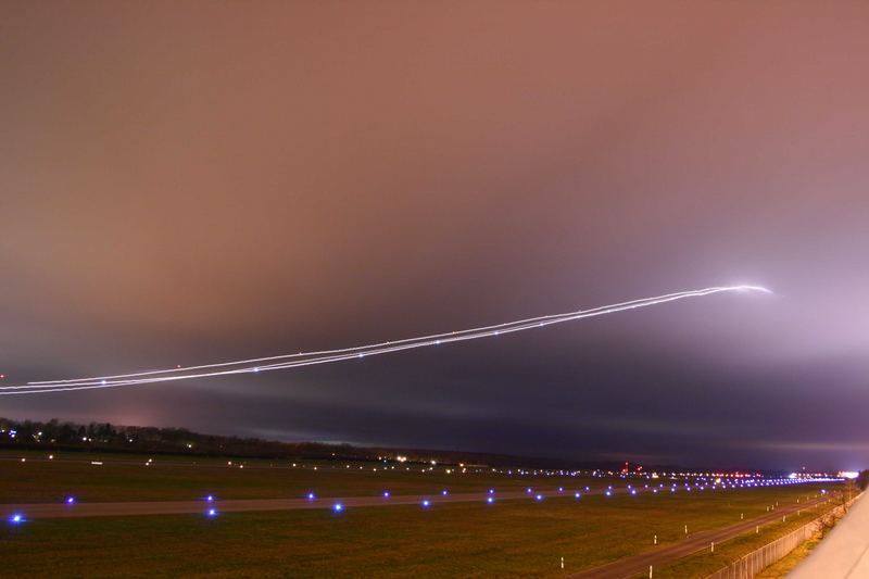 takeoff bei nacht und nebel