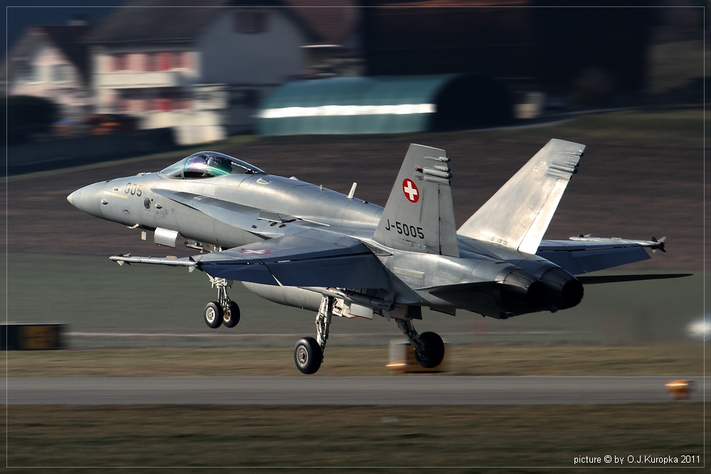 ~ takeoff einer F/A 18 Hornet @ WEF 2011 ~