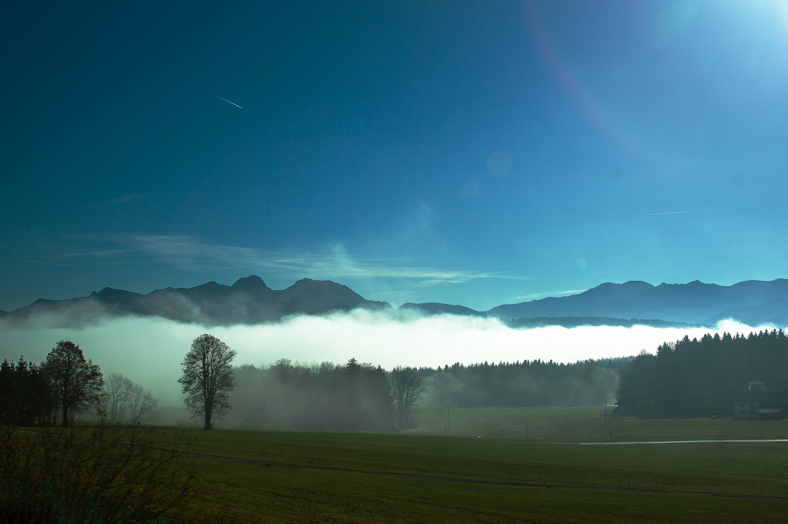 Tal im Nebel