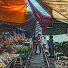 Talad Rom Hoop market in Maeklong