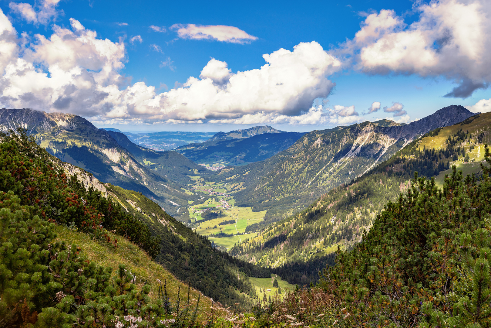 Talblick auf Hinterstein