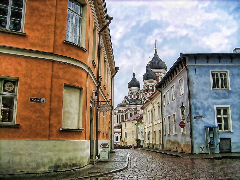 ...Tallin in colour....