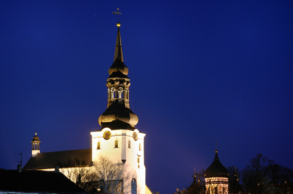 Tallinn night