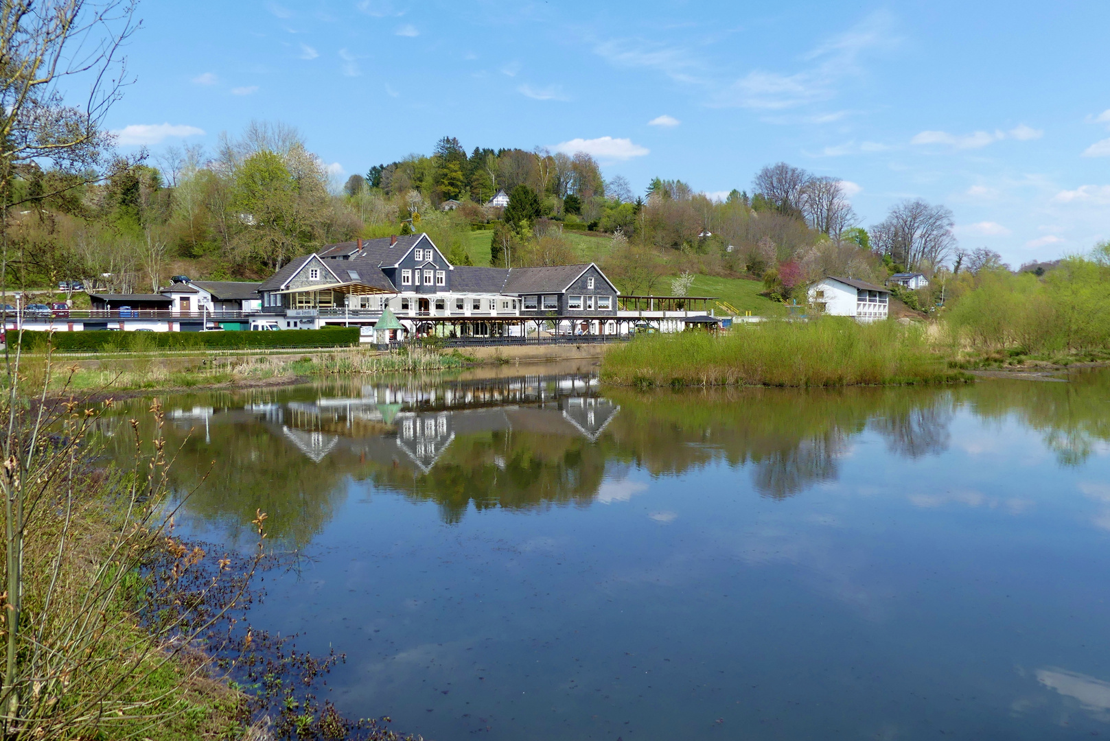 Talsperre Diepental auf der Grenze Leichlingen / Leverkusen-Pattscheid