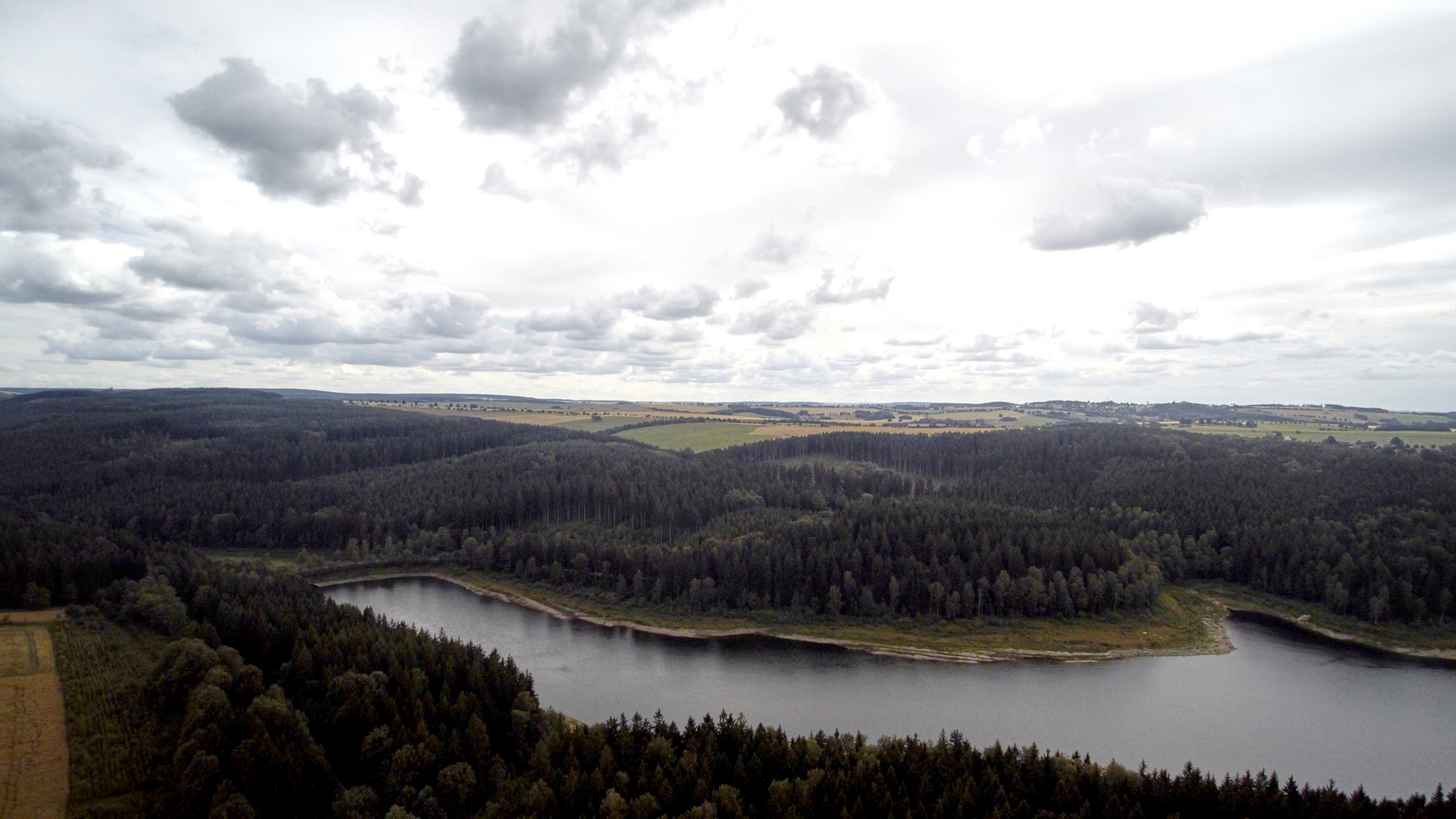 Talsperre Lehnmühle noch mit Wasser