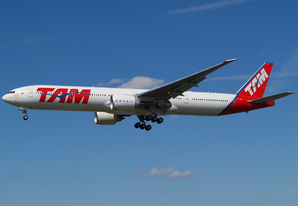 TAM Boeing 777-32W/ER