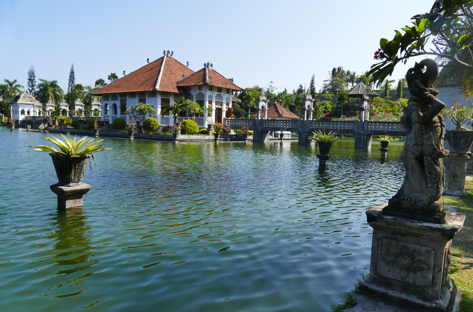 ...Taman Ujung Erinnerungen...