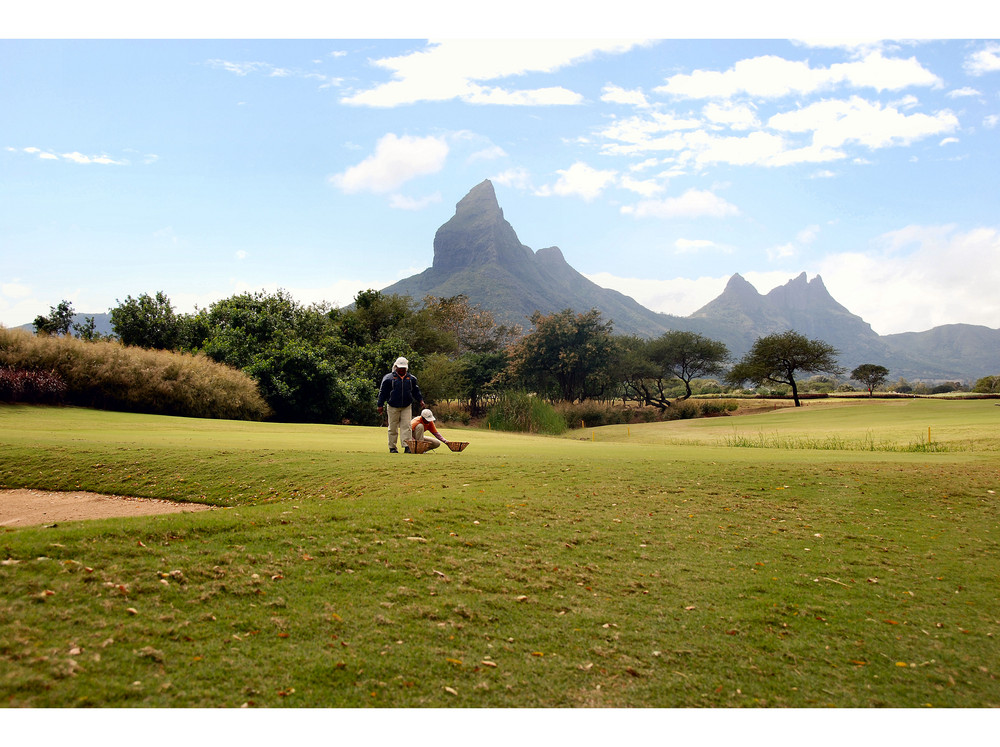 ...Tamarina Golf Estate and Beach Club...hole 10!