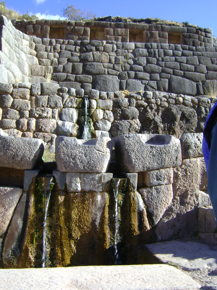 Tambomachay o Baño del Inca - CUZCO - Perú