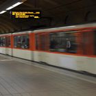 Tamron 17-50 U-Bahn in Frankfurt