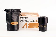 tamron