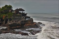 °* Tanah Lot *°