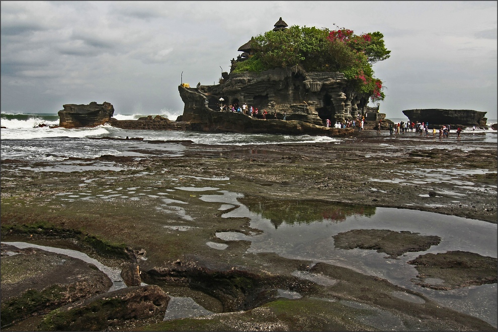 °* Tanah Lot *