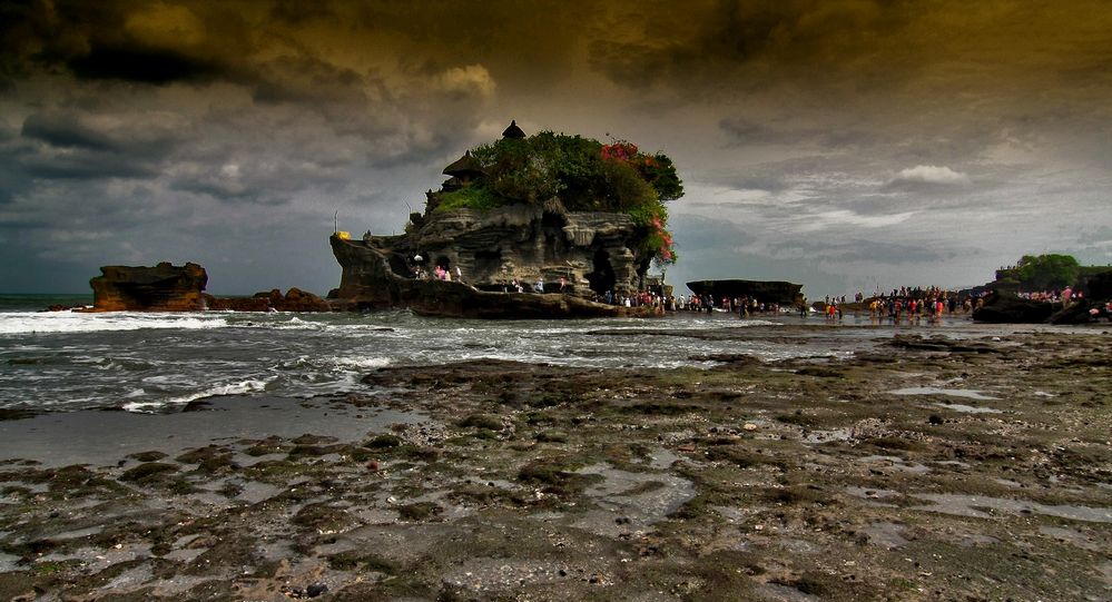 * Tanah Lot *