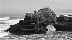 * Tanah Lot *