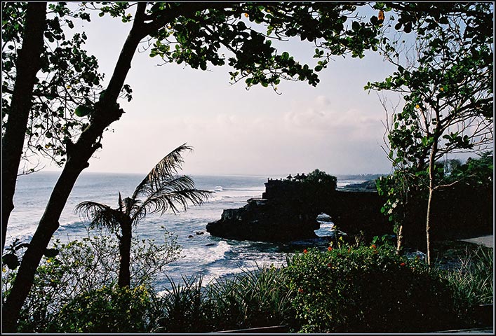 Tanah Lot Sea Arch