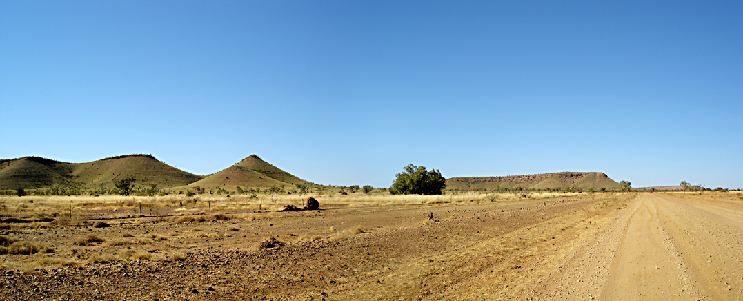 Tanami Track, III