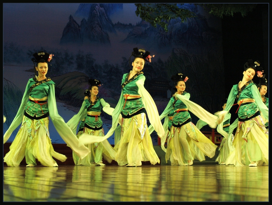 Tang Dynasty Dinner Show