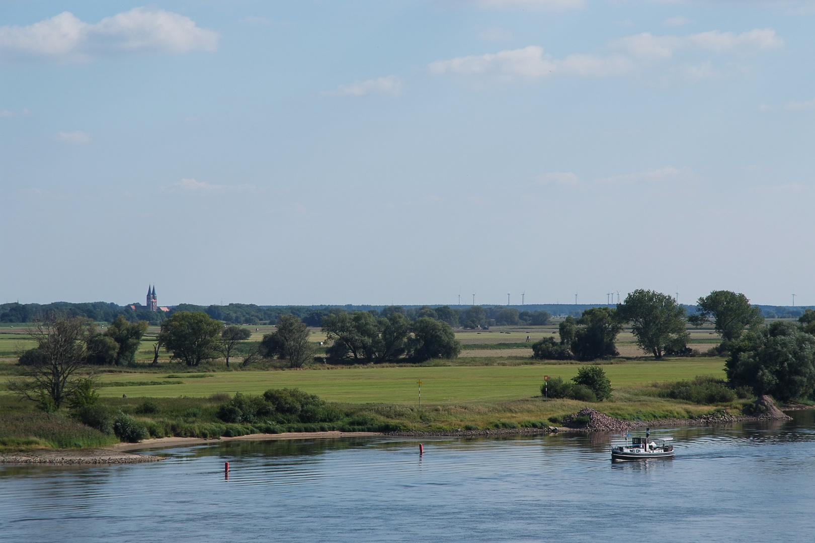 Tangermünde - Blick von kleiner Schlossterasse nach Jerichow (Kloster Jerichow)