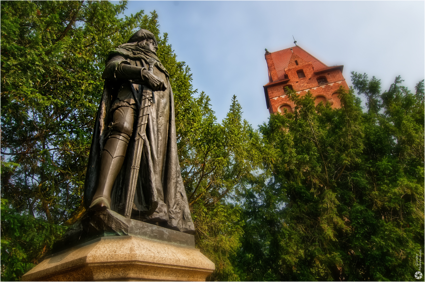 Tangermünde, Denkmal Friedrich I.