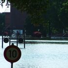 Tangermünde Hochwasser 2013 am Hafen.Wo esse ich nun Eis?